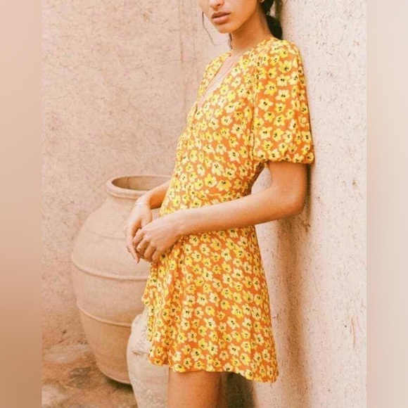 Faithfull The Brand Ilia Floral Mini Dress - Picture 2 of 14